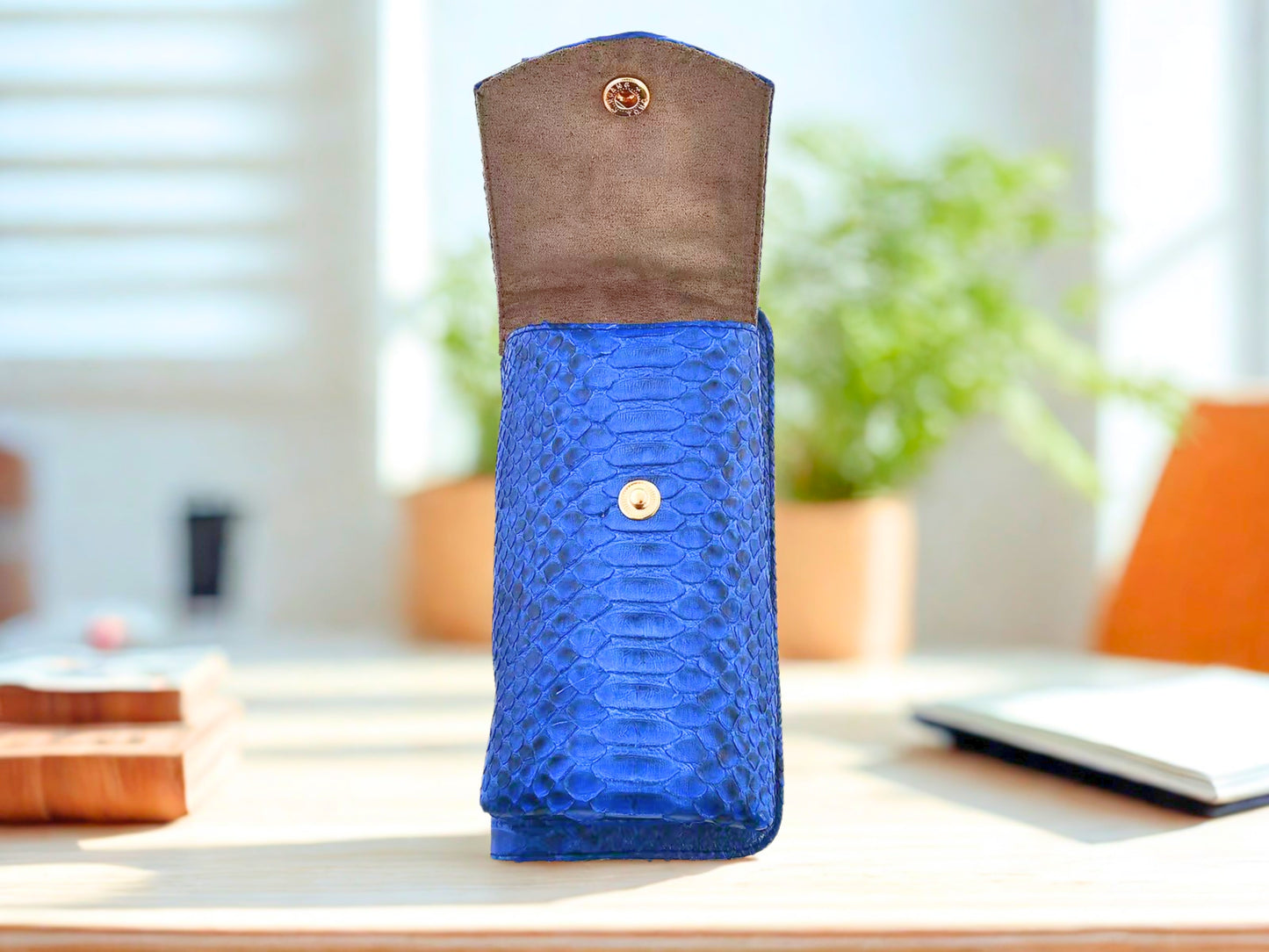 Cell Phone Case Crossbody Wallet Purse with flap open for phone