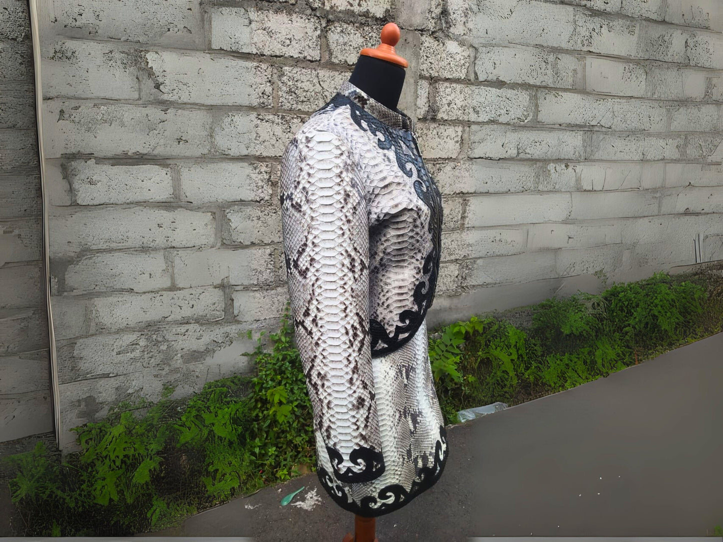 Snakeskin Two-Piece Set: Couture Skirt and Jacket with Black Appliqué