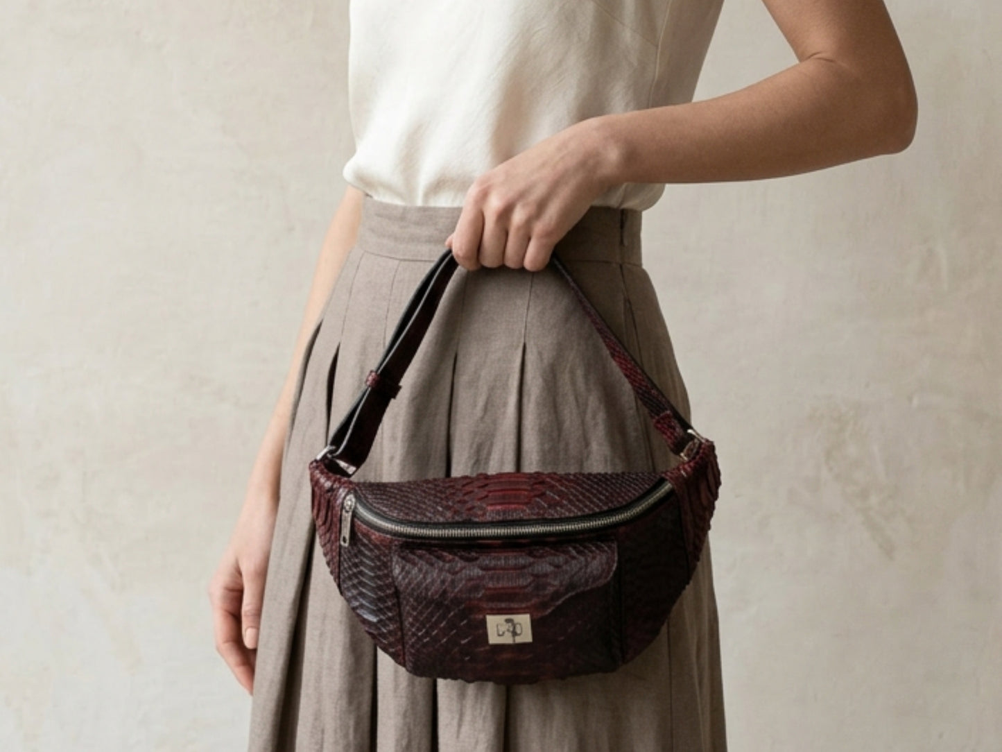Genuine Python Snakeskin Waist Bag: Black Gradation Red Exotic Leather Fanny Pack