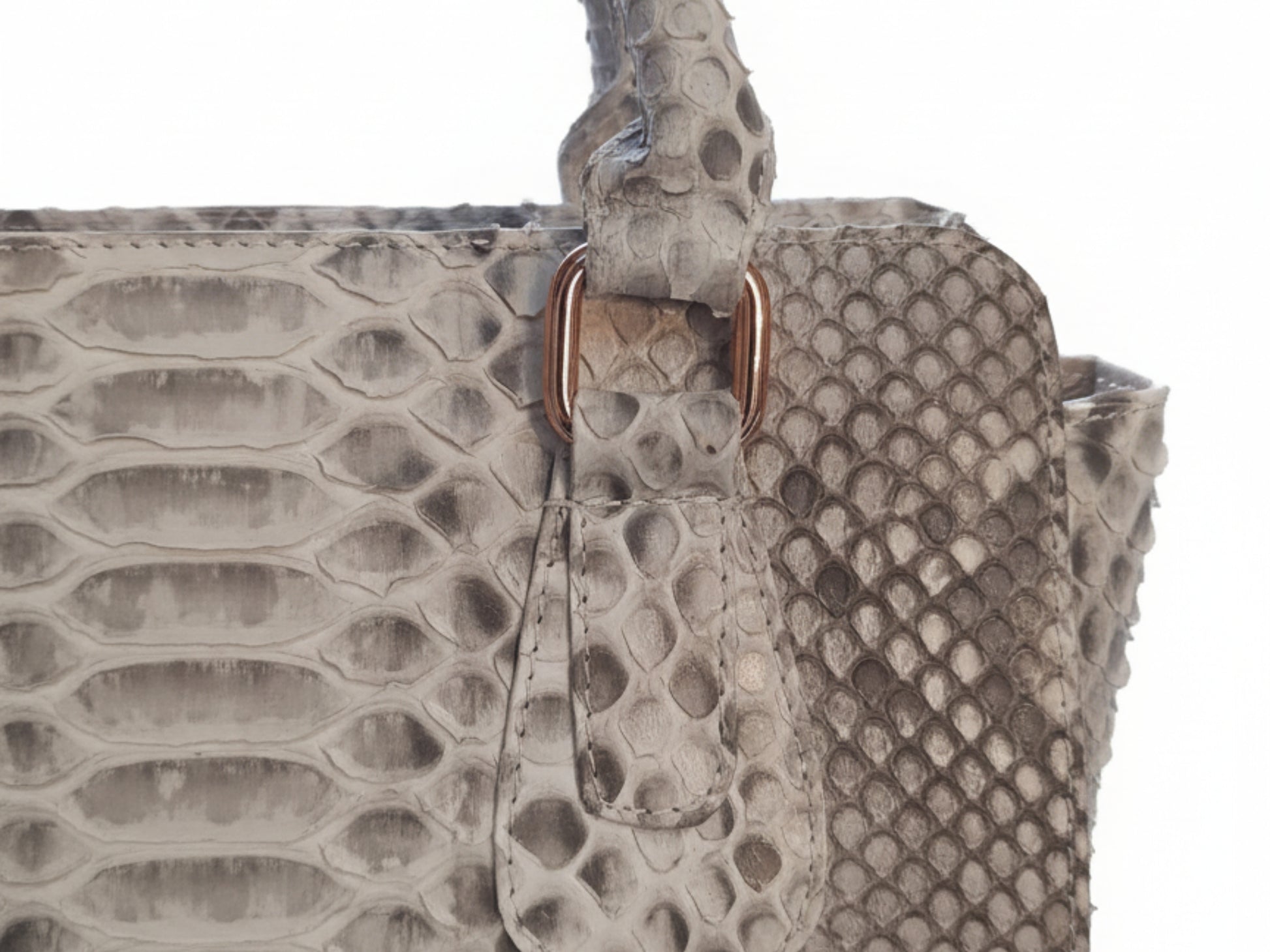 Luxury Genuine Python Snakeskin Leather Women Handbag: Elegant Designer Tote Bag