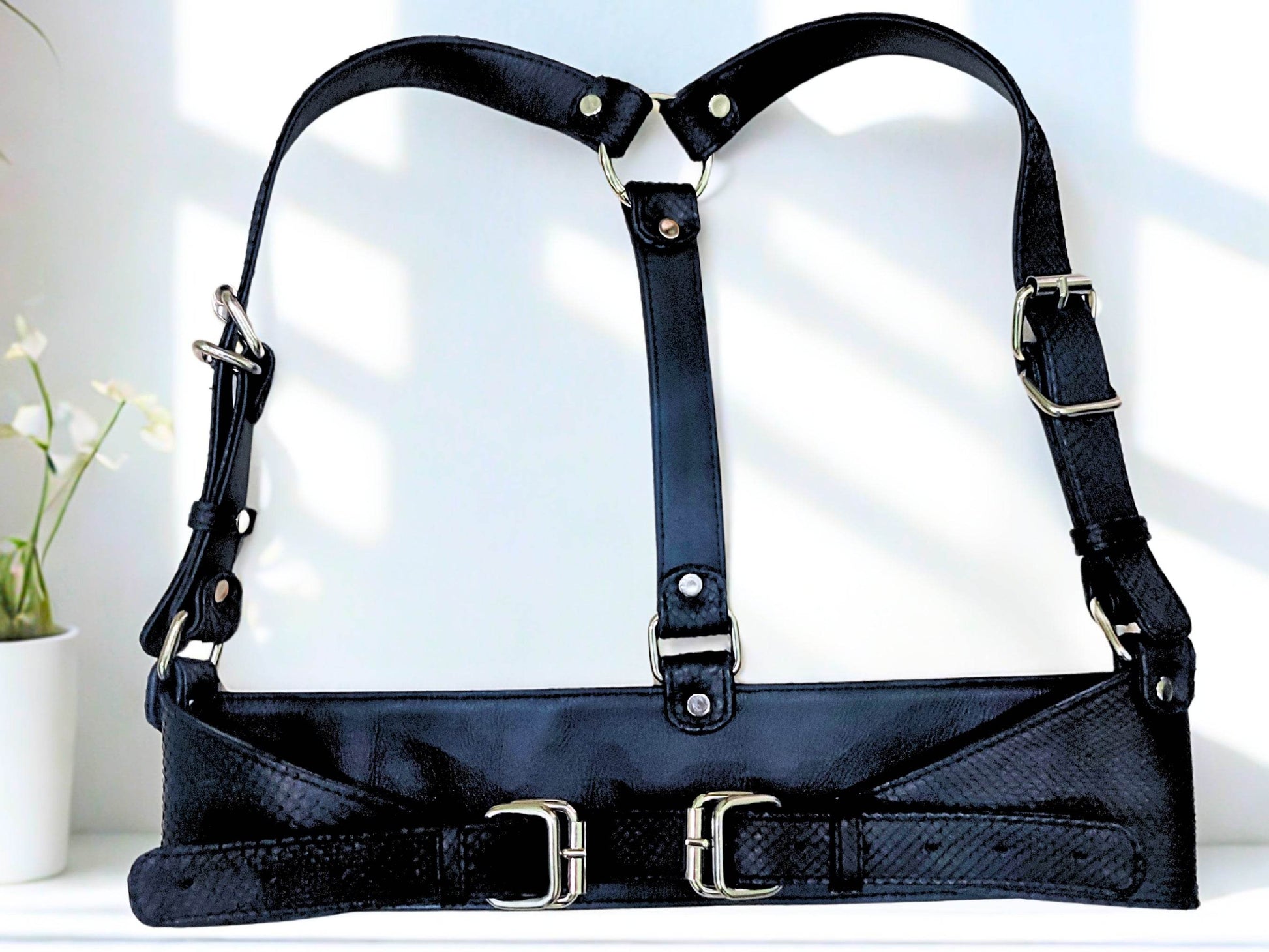 Y Strap Snakeskin Leather Waist Harness - LFM Fashion
