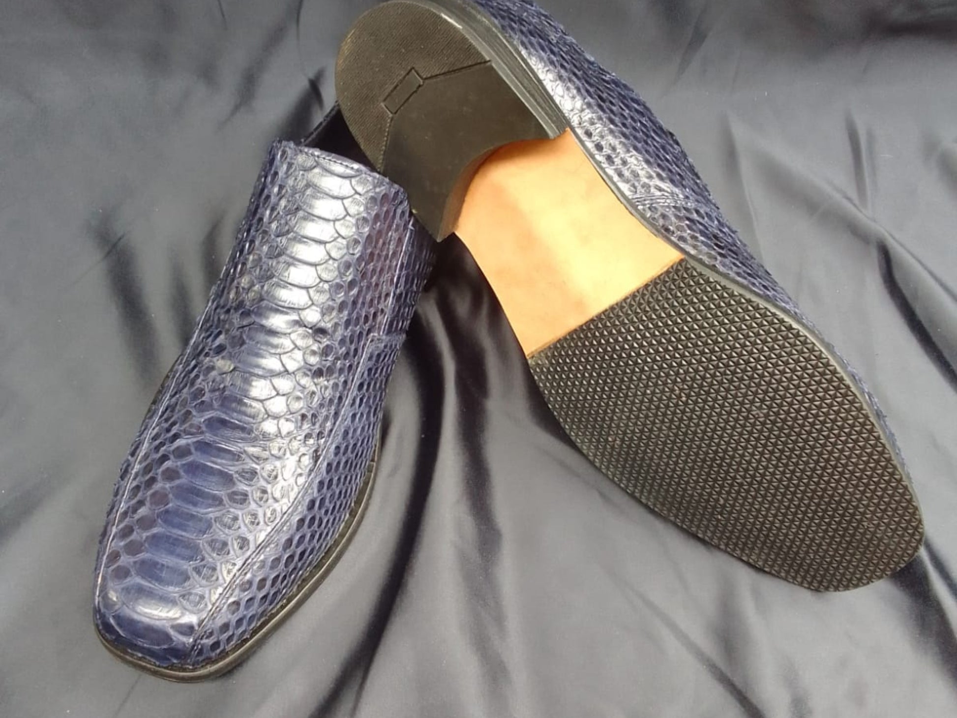 Men Python Snakeskin Oxford Shoes: Handmade Formal Slip-On Loafers