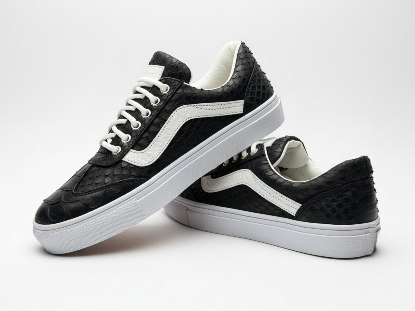 Genuine Python Leather Sneakers: Handmade Unisex Snakeskin Tie Shoes