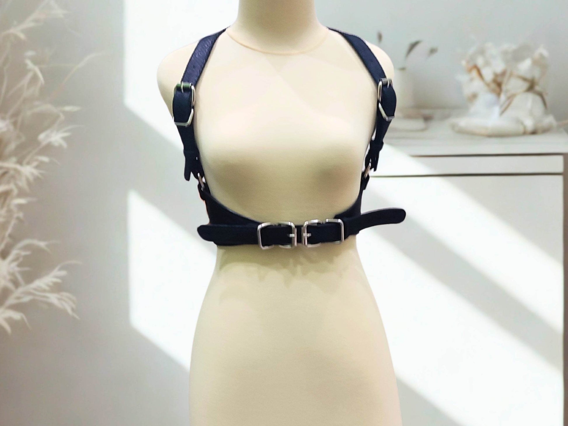 Y Strap Snakeskin Leather Waist Harness - LFM Fashion