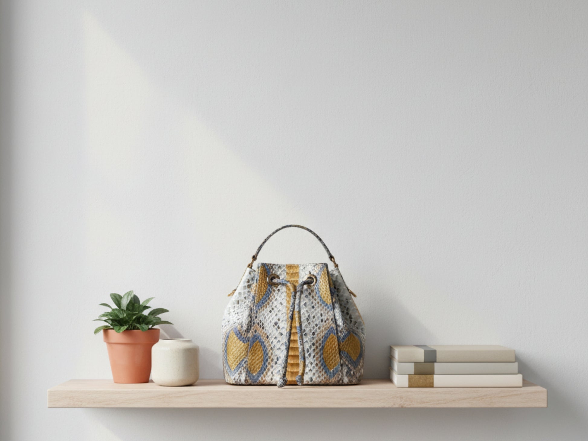 Genuine Python Snakeskin Bucket Bag: Handcrafted Exotic Leather Shoulder Purse for Women