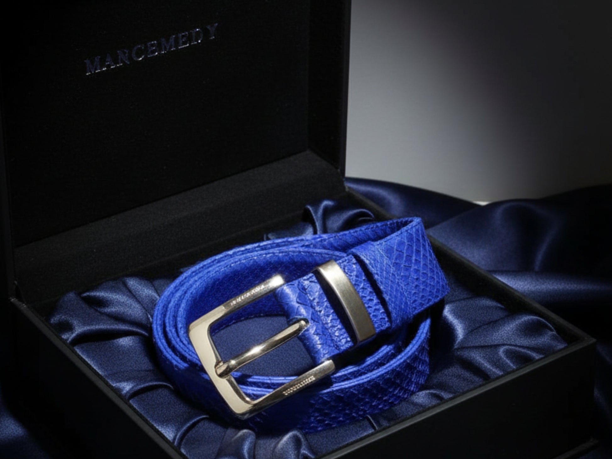 Luxury Genuine Python Snakeskin Belt for Men: Real Exotic Leather Belt