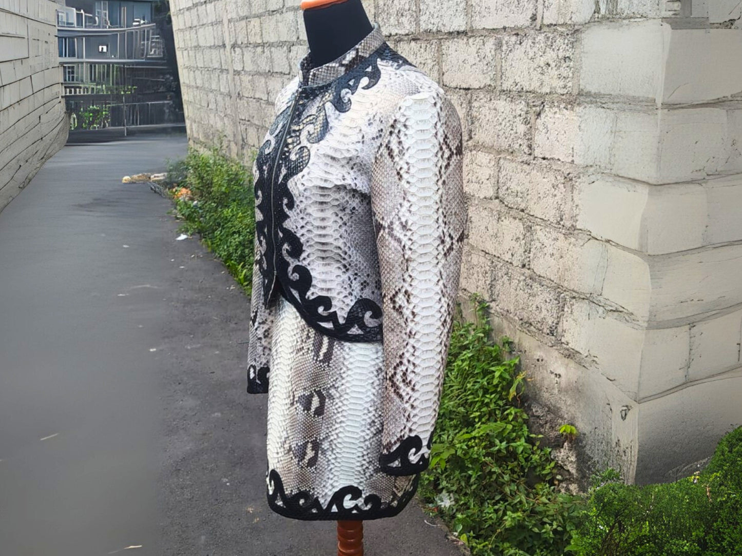 Snakeskin Two-Piece Set: Couture Skirt and Jacket with Black Appliqué
